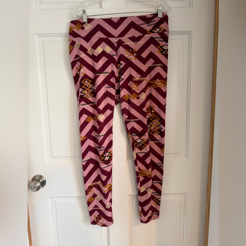 Tall and Curvy LulaRoe leggings--maroon and pink